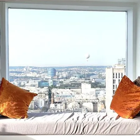 Sky Terrace Eiffel Tower Area *